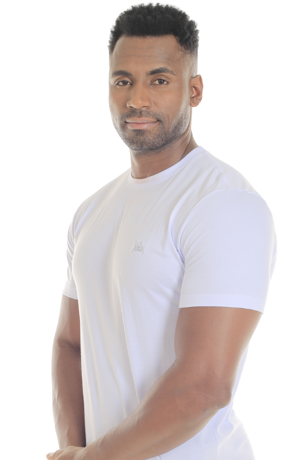 CAMISETA MASCULINA BÁSICA BRANCA IDIOS