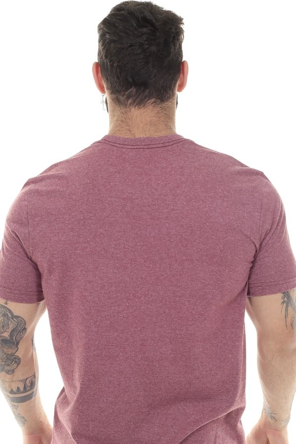 CAMISETA MASCULINA BÁSICA MESCLA VINHO IDIOS
