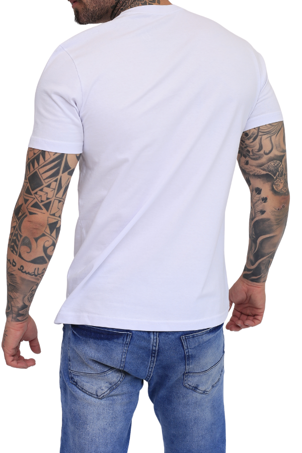 CAMISETA MASCULINA BAILEY IDIOS