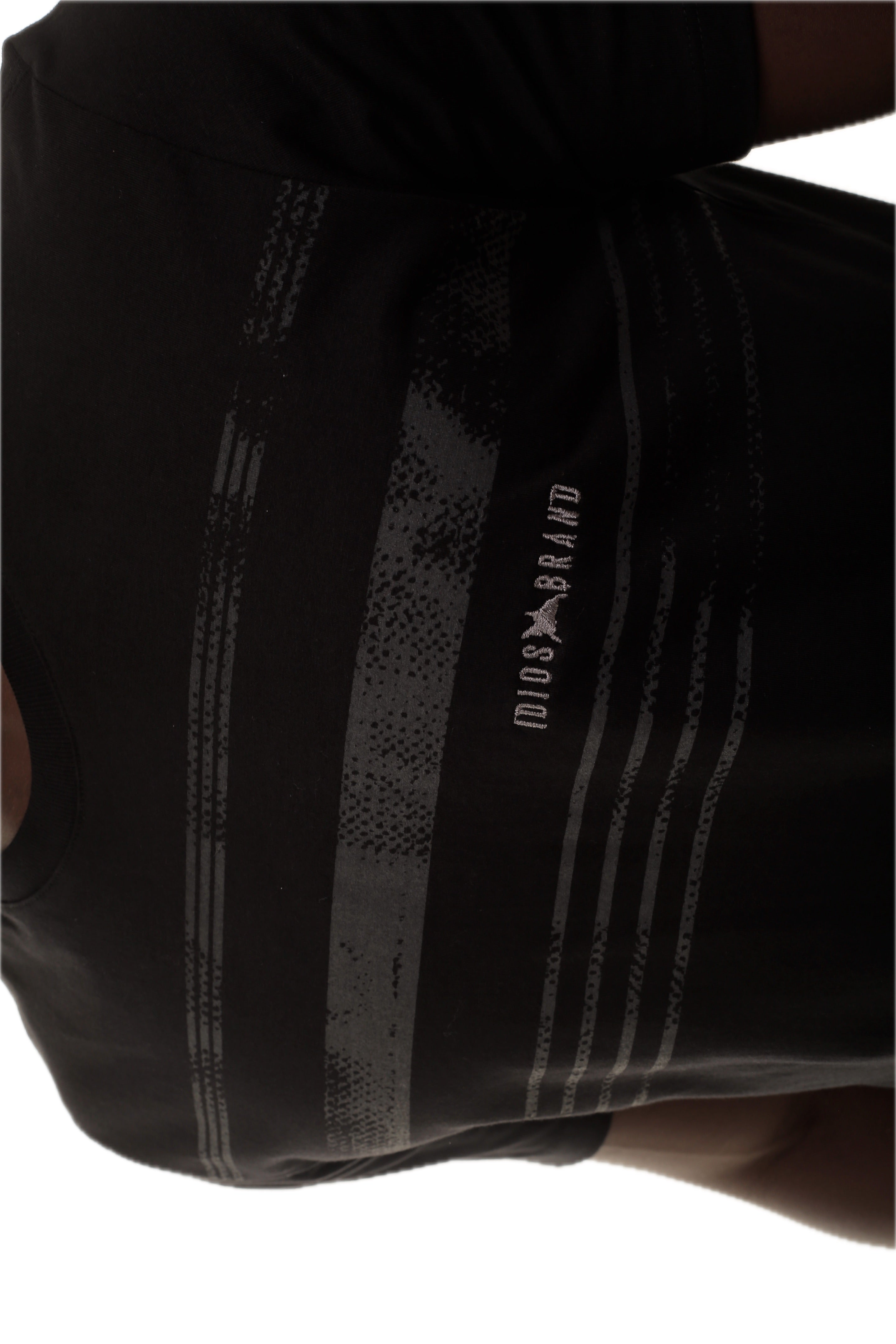 CAMISETA MASCULINA AMAHA IDIOS