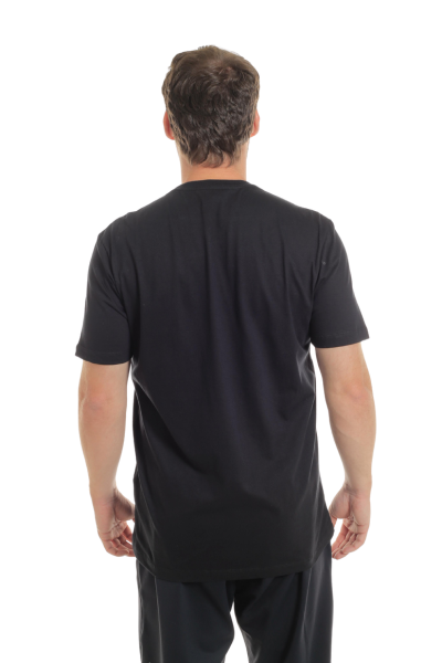 CAMISETA BÁSICA PRETA